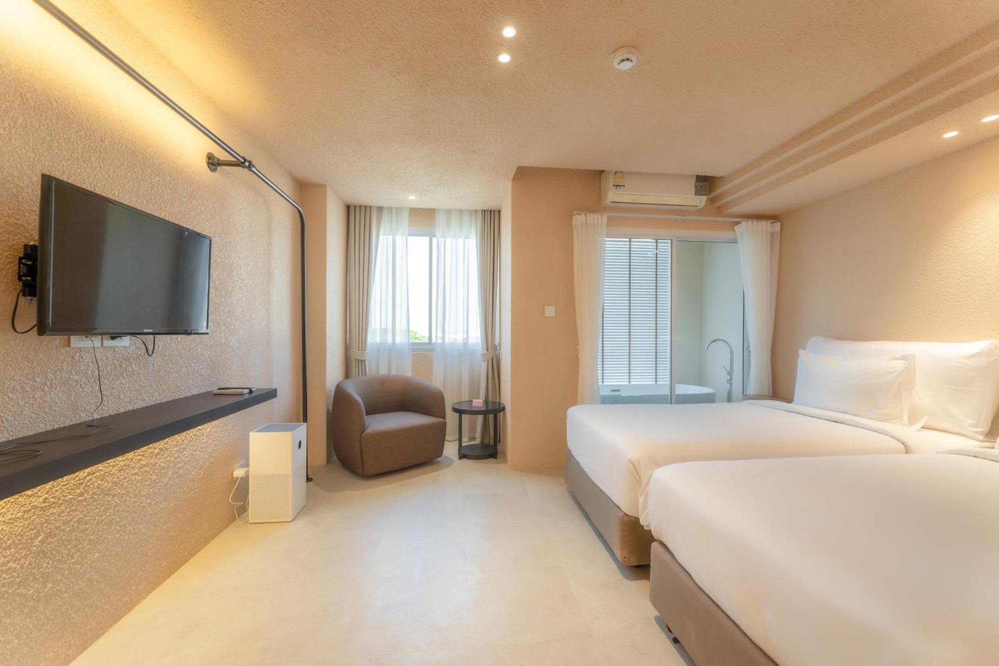 Mai Hotel チエンマイ エクステリア 写真
