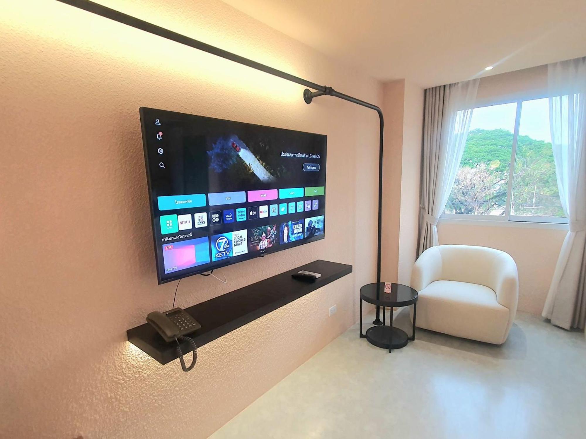 Mai Hotel チエンマイ エクステリア 写真