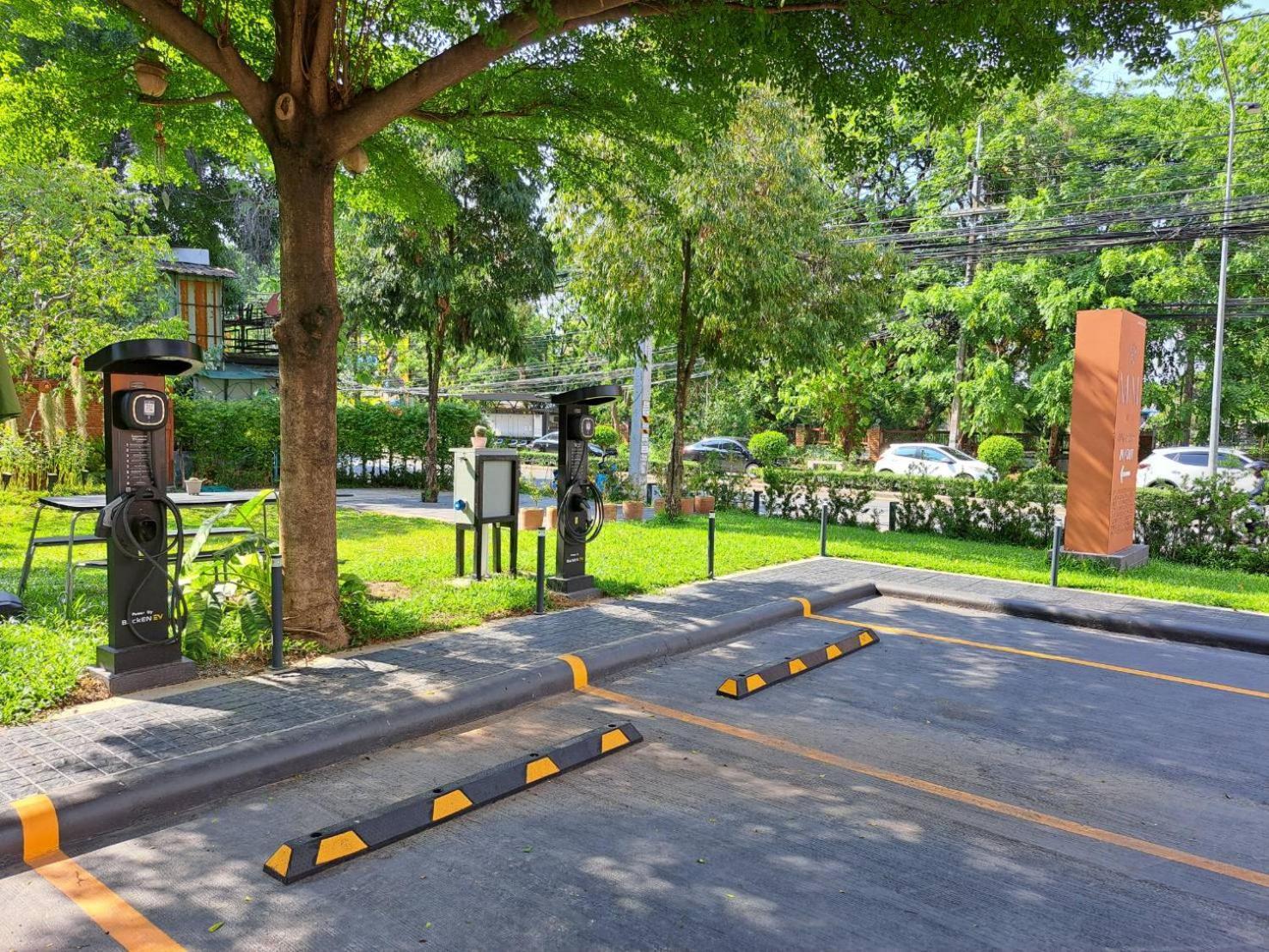 Mai Hotel チエンマイ エクステリア 写真