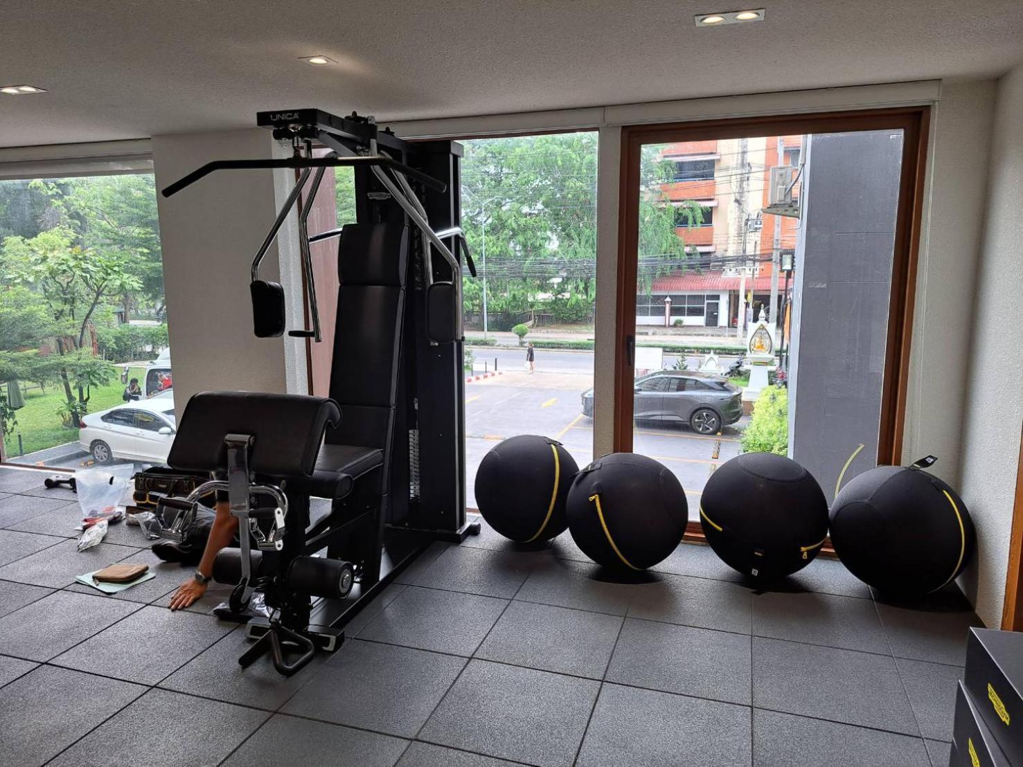 Mai Hotel チエンマイ エクステリア 写真