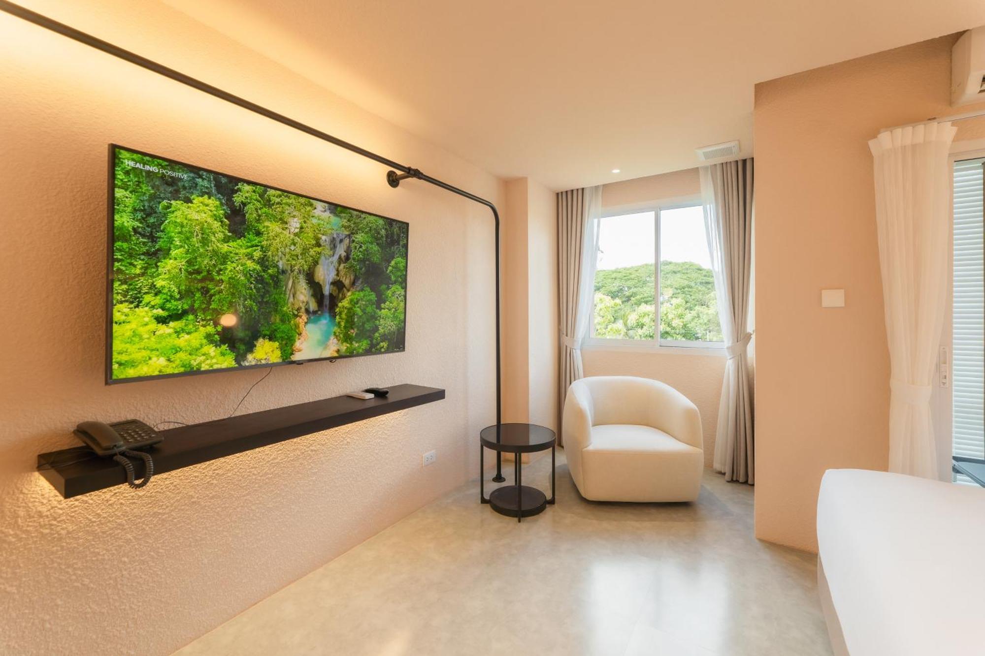 Mai Hotel チエンマイ エクステリア 写真