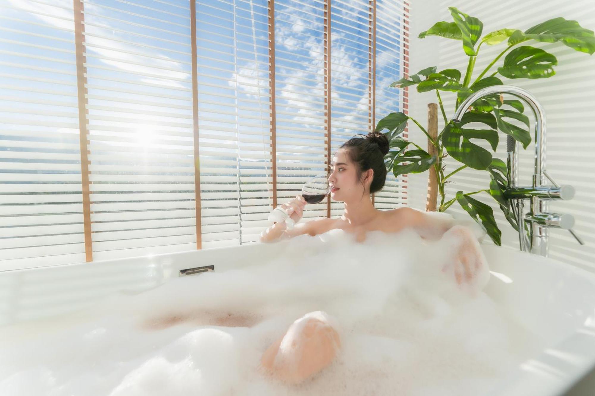 Mai Hotel チエンマイ エクステリア 写真