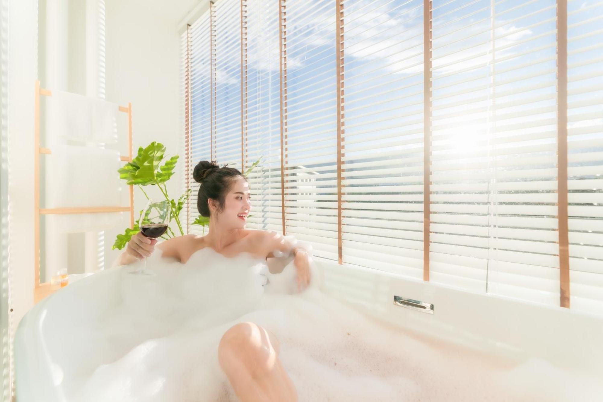 Mai Hotel チエンマイ エクステリア 写真