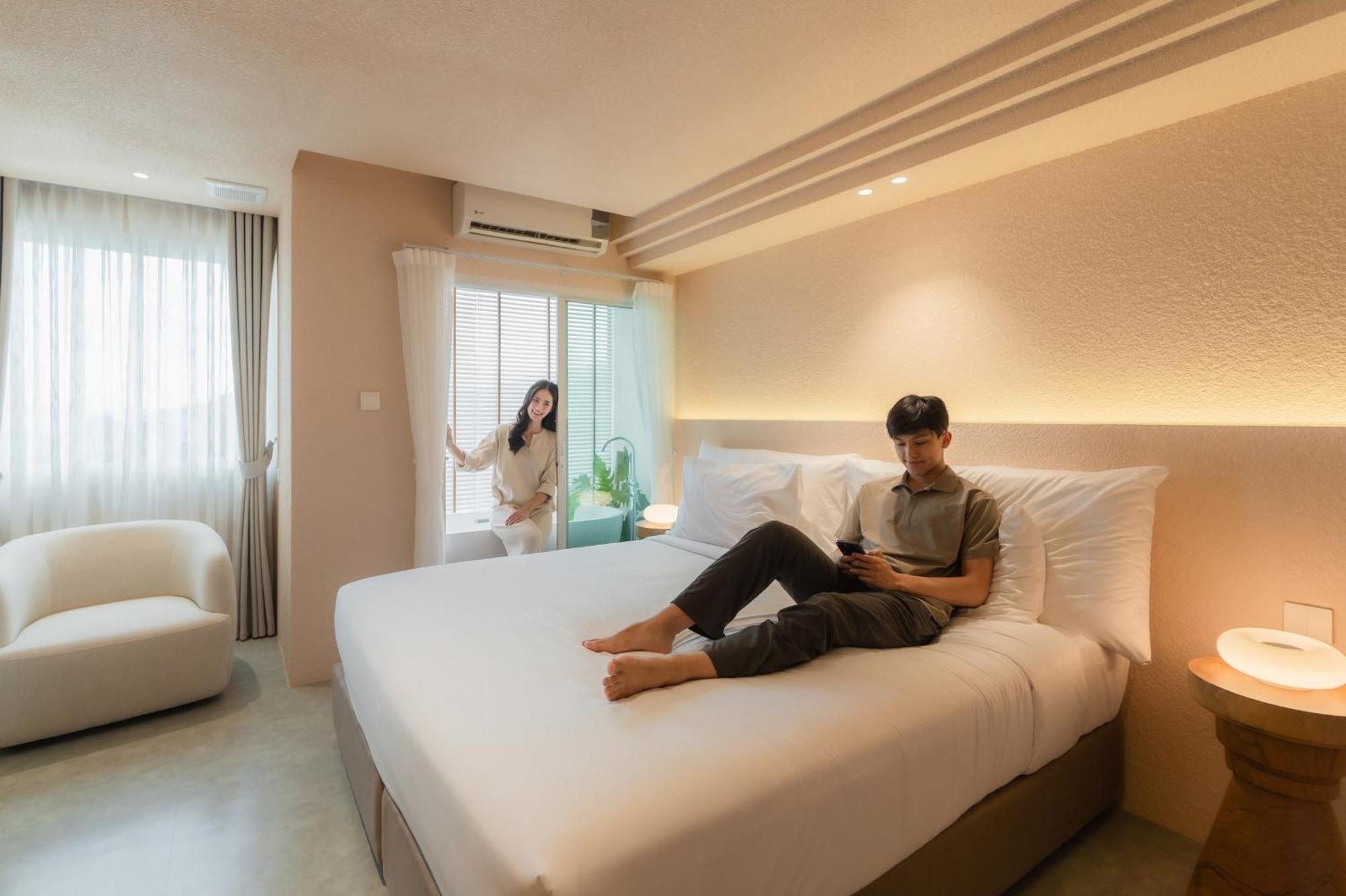 Mai Hotel チエンマイ エクステリア 写真