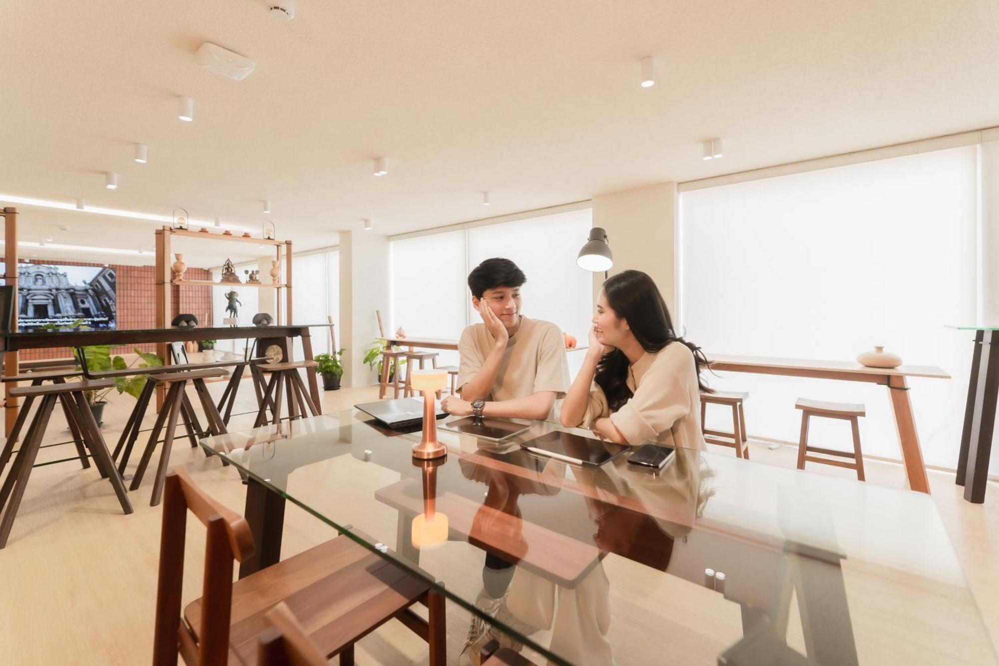 Mai Hotel チエンマイ エクステリア 写真